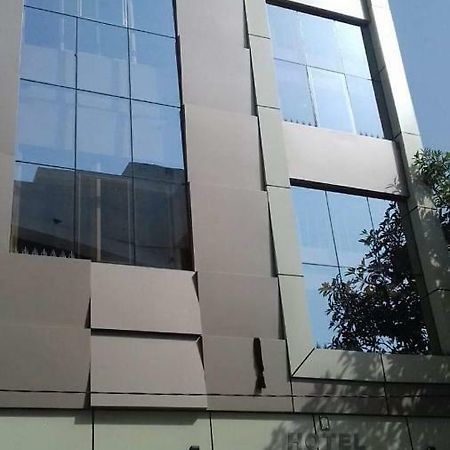 Hotel Diamond Castle Pāli Екстериор снимка