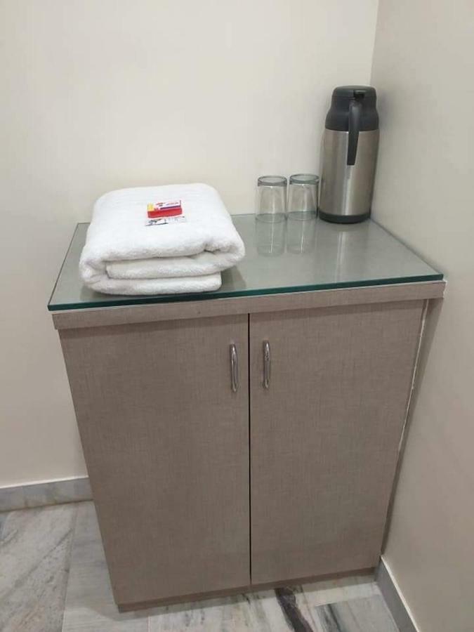 Hotel Diamond Castle Pāli Екстериор снимка