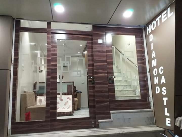 Hotel Diamond Castle Pāli Екстериор снимка